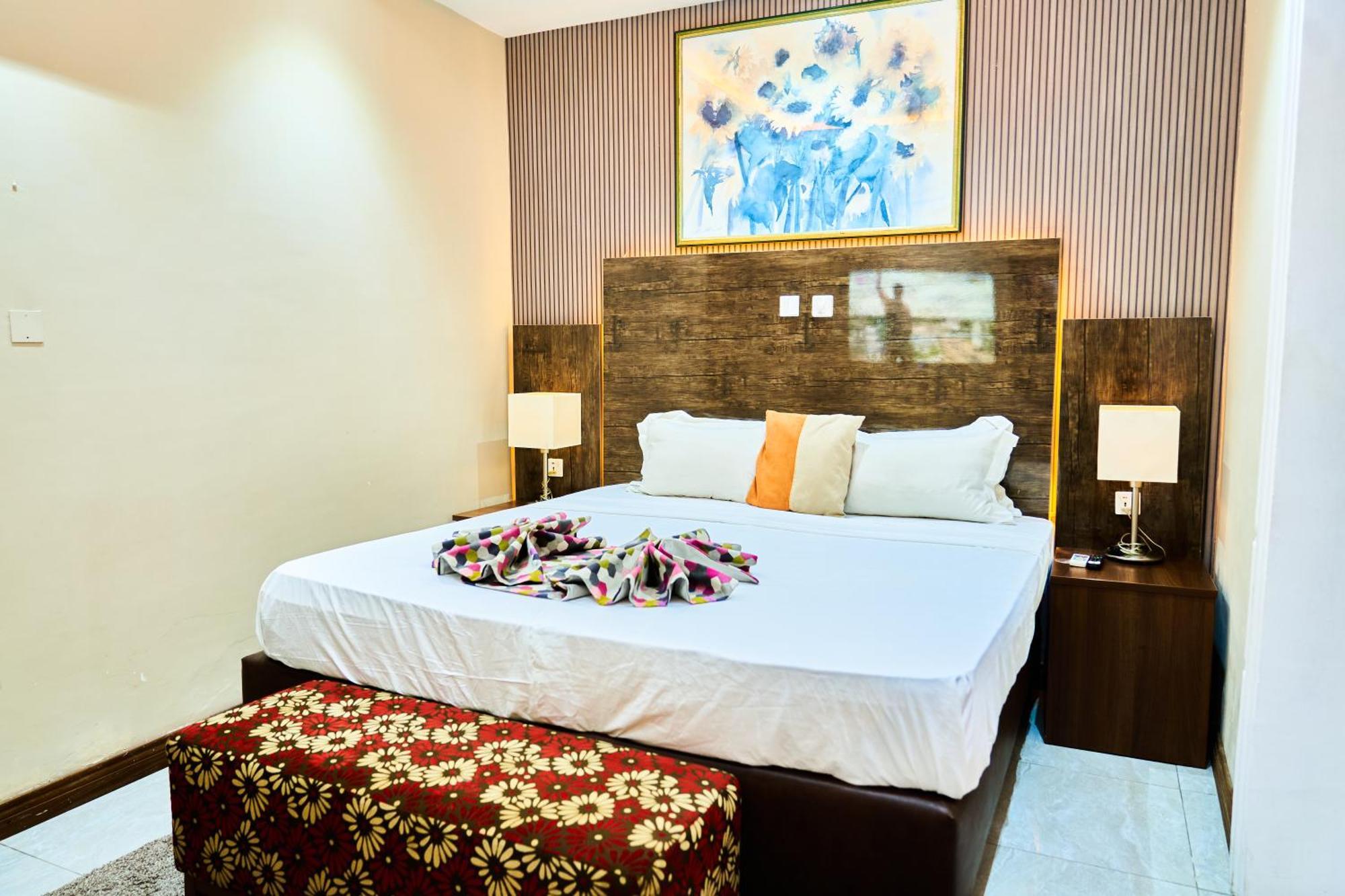 Grand Casamora Hotel Ogbodjo ภายนอก รูปภาพ