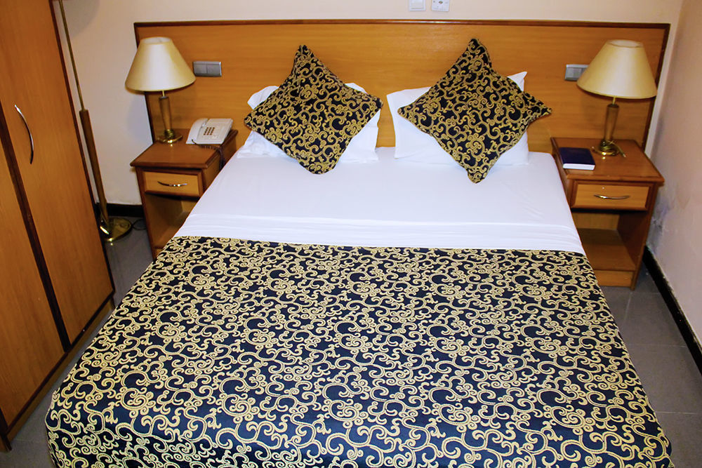 Grand Casamora Hotel Ogbodjo ภายนอก รูปภาพ