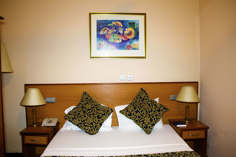 Grand Casamora Hotel Ogbodjo ภายนอก รูปภาพ